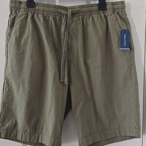 NAUTICA BRAND MEN'S PEA GREEN SUMMER COTTON SHORTS SIZE LARGE